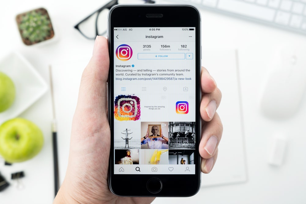 Connect with Users by Displaying Facebook Ads in Instagram Stories